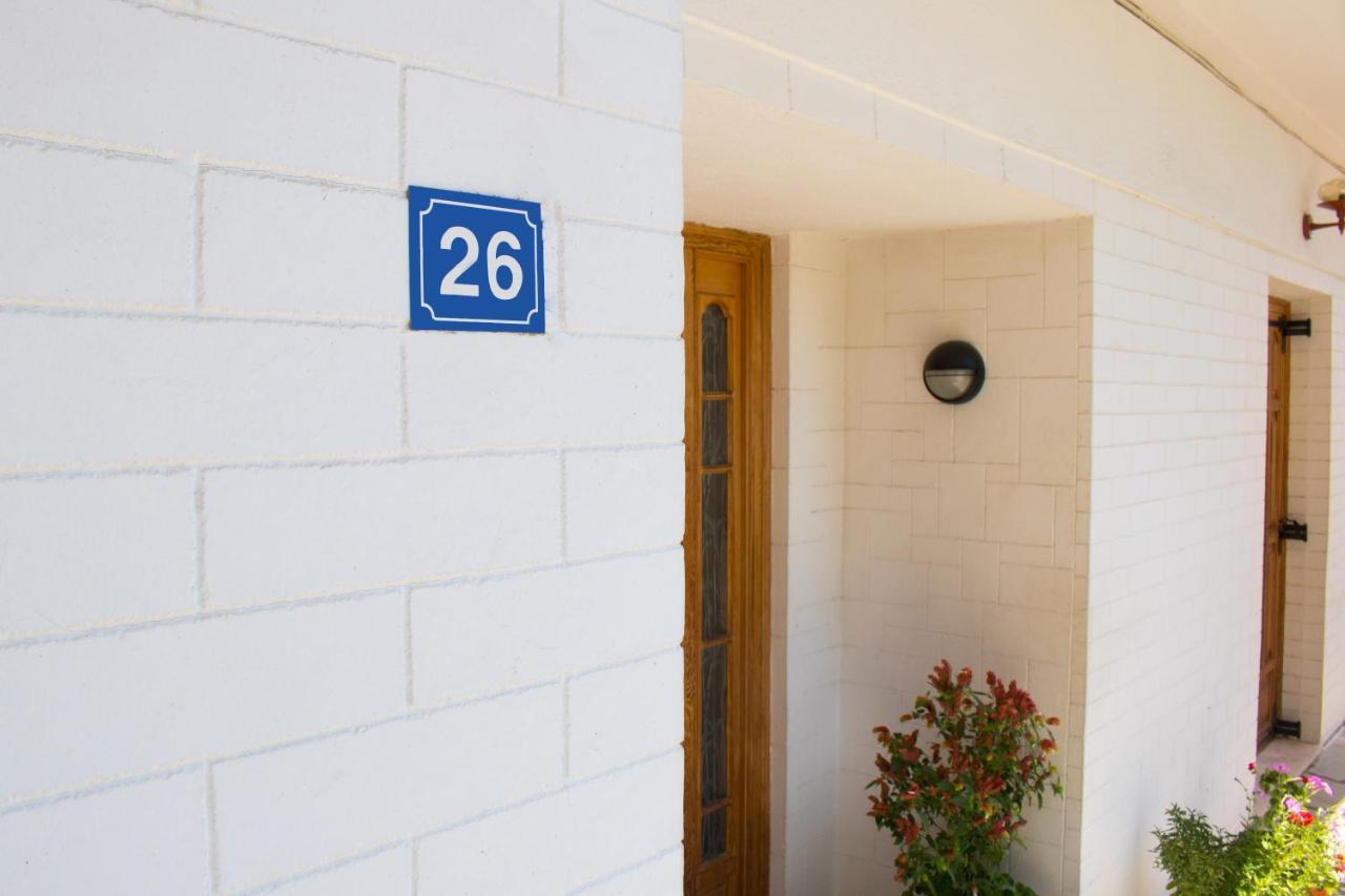 Homel Rocks -Elegant Apt 2Bd -Amazing Garden View カランバカ エクステリア 写真